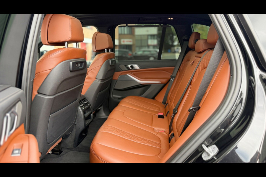 BMW X5 X-Drive 45e M-Sport -50 Jaar Edition Panoramadak Luchtvering 22"Lm Org-Ned Dealer Auto