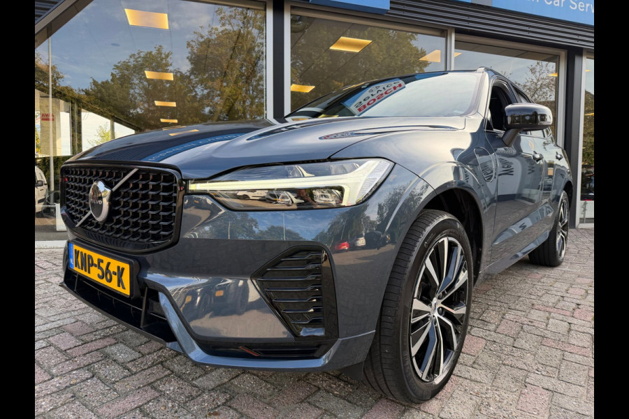 Volvo XC60 2.0 T8 Plug-in hybrid AWD Ultimate Dark Pano / Afn. Trekhaak / Camera / Stoel memorie / Stoel & Stuurw. verw.