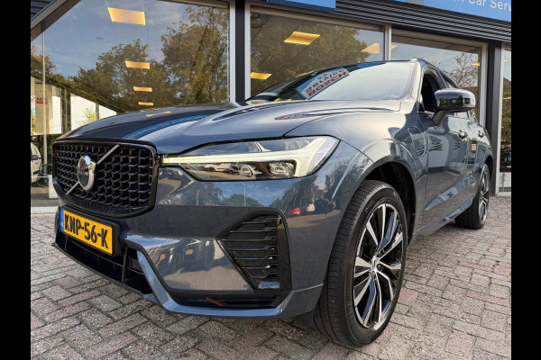 Volvo XC60 2.0 T8 Plug-in hybrid AWD Ultimate Dark Pano / Afn. Trekhaak / Camera / Stoel memorie / Stoel & Stuurw. verw.