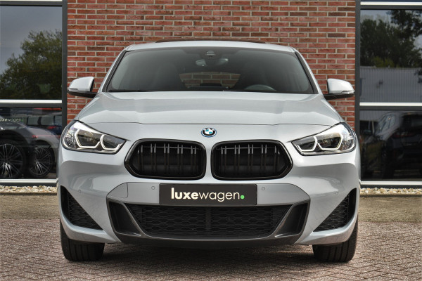 BMW X2 xDrive25e M-Sport Pano HUD ACC Camera 19inch Shadow-line