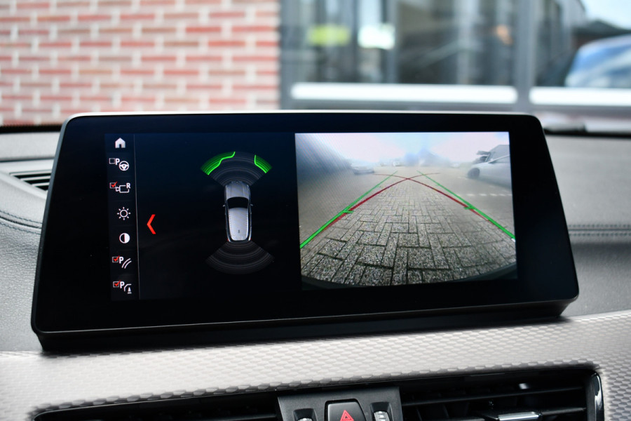 BMW X2 xDrive25e M-Sport Pano HUD ACC Camera 19inch Shadow-line