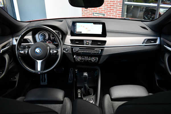 BMW X2 xDrive25e M-Sport Pano HUD ACC Camera 19inch Shadow-line