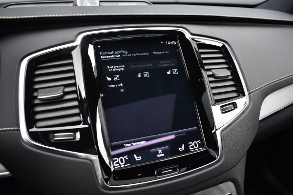 Volvo XC90 2.0 T8 Recharge AWD R-Design | Panorama | Bowers&Wilkins | Trekhaak | Luchtvering | 22'' Wielen | ACC | Head- Up |
