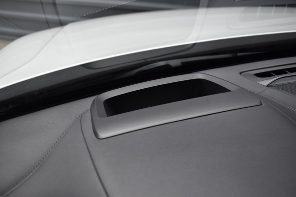 Volvo XC90 2.0 T8 Recharge AWD R-Design | Panorama | Bowers&Wilkins | Trekhaak | Luchtvering | 22'' Wielen | ACC | Head- Up |