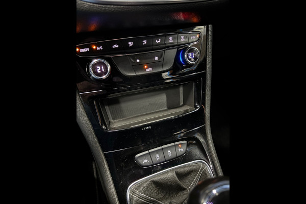 Opel Astra Sports Tourer 1.0 Turbo Business Executive Clima | Cruise | Navi | PDC | Trekhaak
