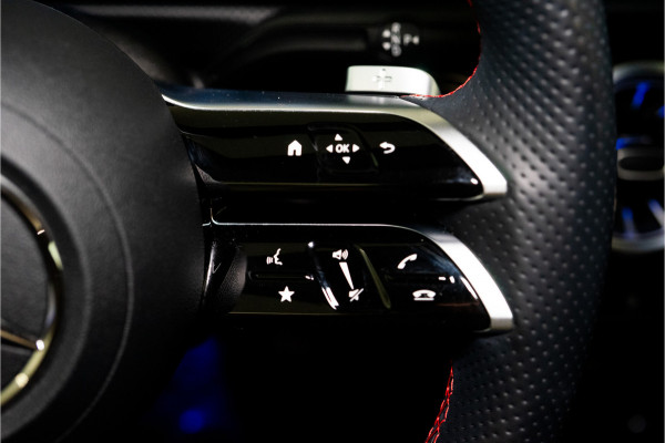 Mercedes-Benz A-Klasse 250 e Premium AMG Facelift 218PK | Pano | Sfeer | Keyless | Carplay | 12 MND Garantie