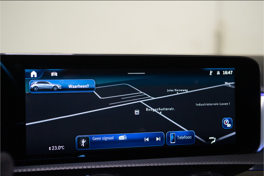 Mercedes-Benz A-Klasse 250 e Premium AMG Facelift 218PK | Pano | Sfeer | Keyless | Carplay | 12 MND Garantie