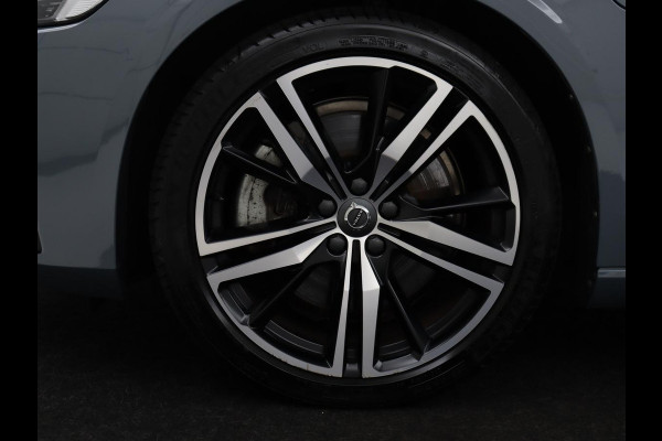Volvo S60 2.0 Recharge T6 AWD Core | SOH 97,5% | Panoramadak | Stoel & Stuurverwarming | Pilot assist | Adaptive cruise | Navigatie | Bluetooth | Carplay | Climate control | Harman Kardon | DAB+