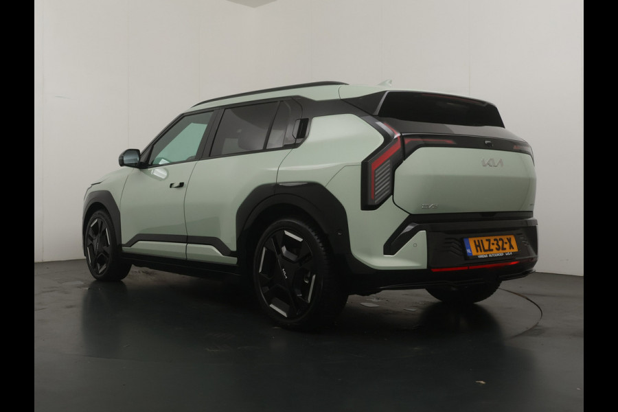 Kia EV3 GT-PlusLine 81.4 kWh - Draadloze Apple CarPlay / Android Auto - Stoel en stuurwiel verwarming - Panoramadak - Harman Kardon Audio - Dodehoek assistent - Fabrieksgarantie tot 05-2032