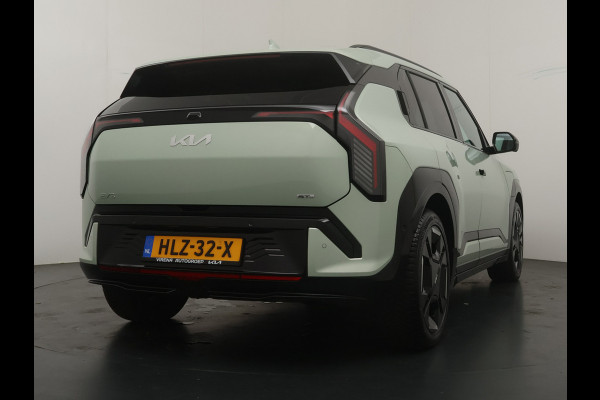 Kia EV3 GT-PlusLine 81.4 kWh - Draadloze Apple CarPlay / Android Auto - Stoel en stuurwiel verwarming - Panoramadak - Harman Kardon Audio - Dodehoek assistent - Fabrieksgarantie tot 05-2032