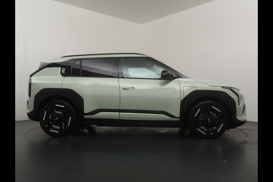 Kia EV3 GT-PlusLine 81.4 kWh - Draadloze Apple CarPlay / Android Auto - Stoel en stuurwiel verwarming - Panoramadak - Harman Kardon Audio - Dodehoek assistent - Fabrieksgarantie tot 05-2032