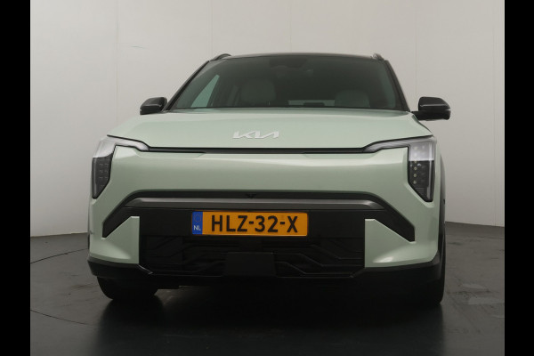Kia EV3 GT-PlusLine 81.4 kWh - Draadloze Apple CarPlay / Android Auto - Stoel en stuurwiel verwarming - Panoramadak - Harman Kardon Audio - Dodehoek assistent - Fabrieksgarantie tot 05-2032