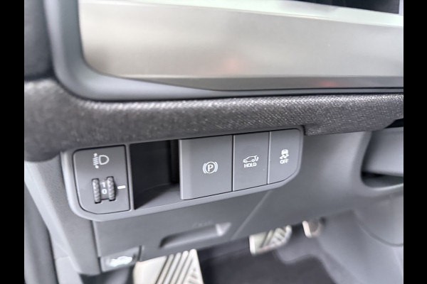 Kia EV3 GT-PlusLine 81.4 kWh - Draadloze Apple CarPlay / Android Auto - Stoel en stuurwiel verwarming - Panoramadak - Harman Kardon Audio - Dodehoek assistent - Fabrieksgarantie tot 05-2032
