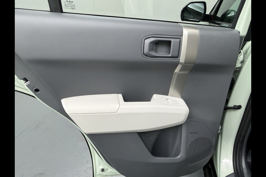 Kia EV3 GT-PlusLine 81.4 kWh - Draadloze Apple CarPlay / Android Auto - Stoel en stuurwiel verwarming - Panoramadak - Harman Kardon Audio - Dodehoek assistent - Fabrieksgarantie tot 05-2032