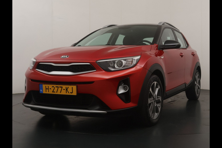 Kia Stonic 1.0 T-GDi DynamicLine - Navigatie - Airco - Cruise Control - Apple CarPlay/Android Auto - Camera - Fabrieksgarantie tot 02-2027