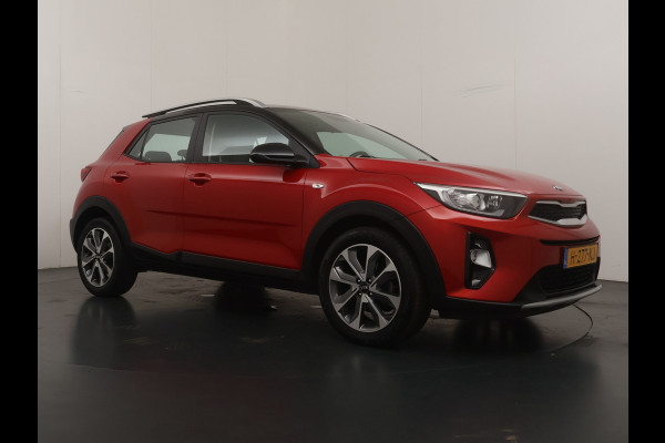Kia Stonic 1.0 T-GDi DynamicLine - Navigatie - Airco - Cruise Control - Apple CarPlay/Android Auto - Camera - Fabrieksgarantie tot 02-2027