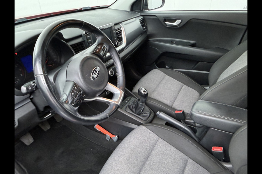 Kia Stonic 1.0 T-GDi DynamicLine - Navigatie - Airco - Cruise Control - Apple CarPlay/Android Auto - Camera - Fabrieksgarantie tot 02-2027