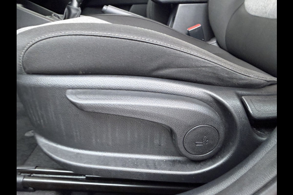 Kia Stonic 1.0 T-GDi DynamicLine - Navigatie - Airco - Cruise Control - Apple CarPlay/Android Auto - Camera - Fabrieksgarantie tot 02-2027