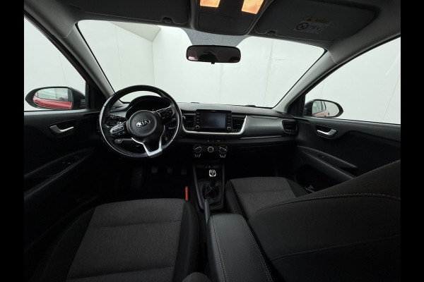 Kia Stonic 1.0 T-GDi DynamicLine - Navigatie - Airco - Cruise Control - Apple CarPlay/Android Auto - Camera - Fabrieksgarantie tot 02-2027