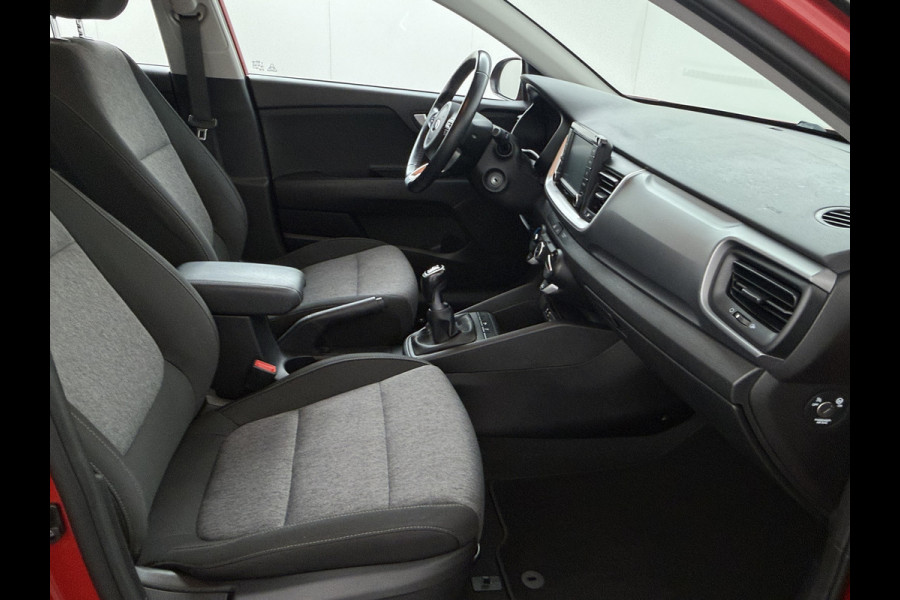 Kia Stonic 1.0 T-GDi DynamicLine - Navigatie - Airco - Cruise Control - Apple CarPlay/Android Auto - Camera - Fabrieksgarantie tot 02-2027