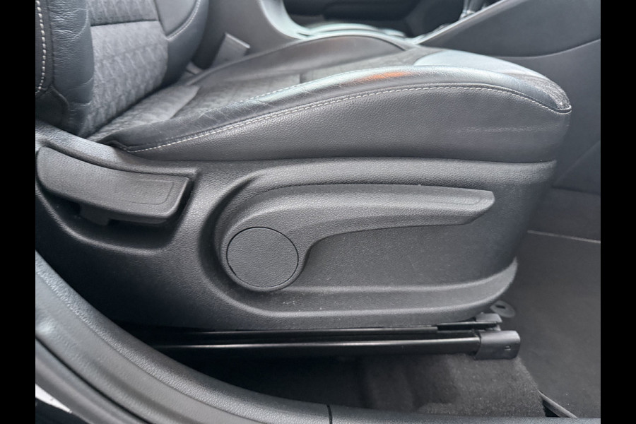 Kia Niro 1.6 GDi Hybrid DynamicPlusLine - Stoel / Stuurwielverwarming - Climate Control - ACC  - Achteruitrijcamera - - Fabrieksgarantie tot 02-2028