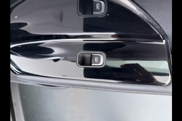 Kia Niro 1.6 GDi Hybrid DynamicPlusLine - Stoel / Stuurwielverwarming - Climate Control - ACC  - Achteruitrijcamera - - Fabrieksgarantie tot 02-2028