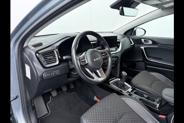 Kia Ceed Sportswagon 1.5 T-GDi DynamicPlusLine - Lichtmetalen Velgen - LED - Cruise Control - Stoel/Stuurverwarming - Dodehoek Detectie - Fabrieksgarantie Tot 2031