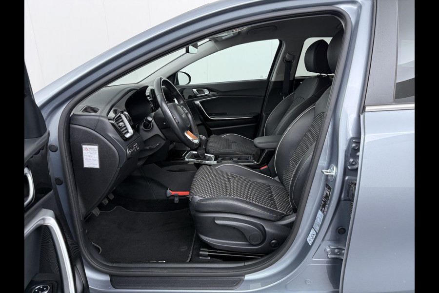 Kia Ceed Sportswagon 1.5 T-GDi DynamicPlusLine - Lichtmetalen Velgen - LED - Cruise Control - Stoel/Stuurverwarming - Dodehoek Detectie - Fabrieksgarantie Tot 2031