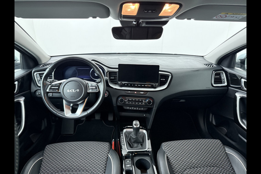 Kia Ceed Sportswagon 1.5 T-GDi DynamicPlusLine - Lichtmetalen Velgen - LED - Cruise Control - Stoel/Stuurverwarming - Dodehoek Detectie - Fabrieksgarantie Tot 2031