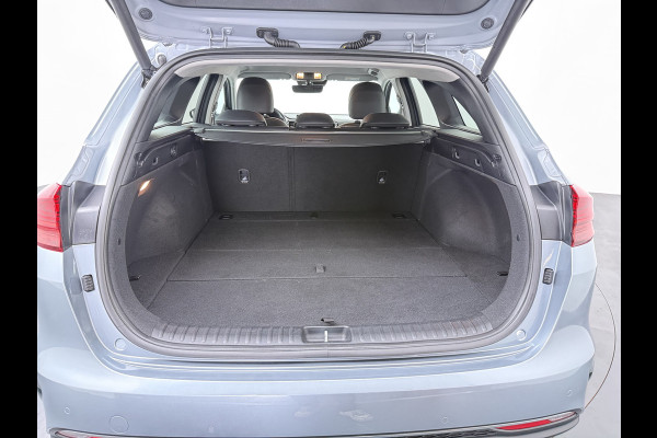 Kia Ceed Sportswagon 1.5 T-GDi DynamicPlusLine - Lichtmetalen Velgen - LED - Cruise Control - Stoel/Stuurverwarming - Dodehoek Detectie - Fabrieksgarantie Tot 2031