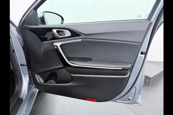 Kia Ceed Sportswagon 1.5 T-GDi DynamicPlusLine - Lichtmetalen Velgen - LED - Cruise Control - Stoel/Stuurverwarming - Dodehoek Detectie - Fabrieksgarantie Tot 2031