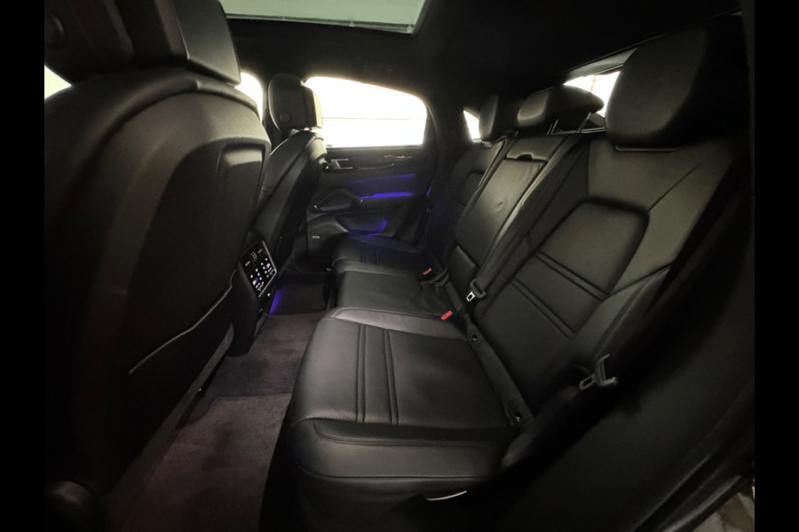 Porsche Cayenne Coupé 3.0 E-Hybrid Pano|Massage|Softclose|Trekhaak|360