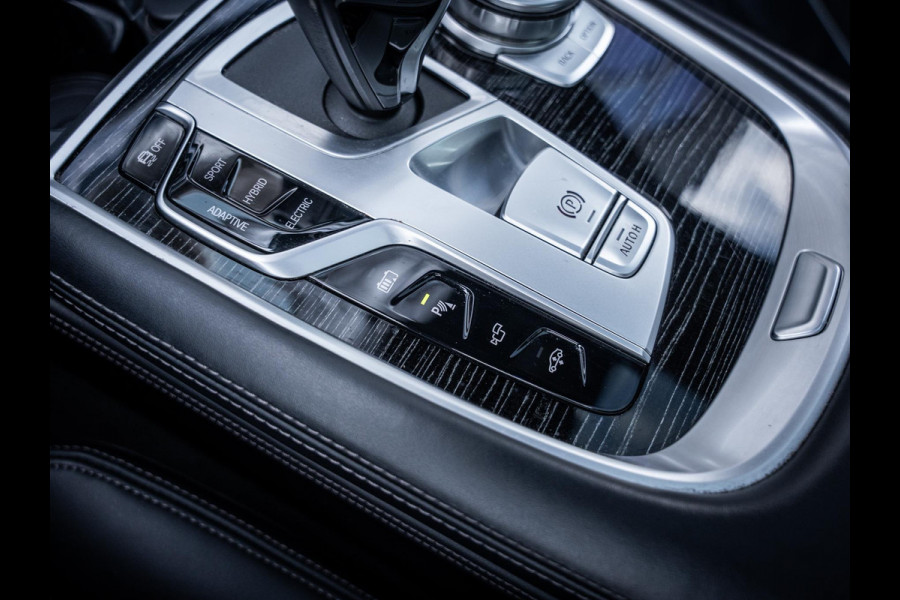 BMW 7 Serie 745Le High Executive - M-Sport l Bernina l Rear Ent. l Massage l Pano l Laser