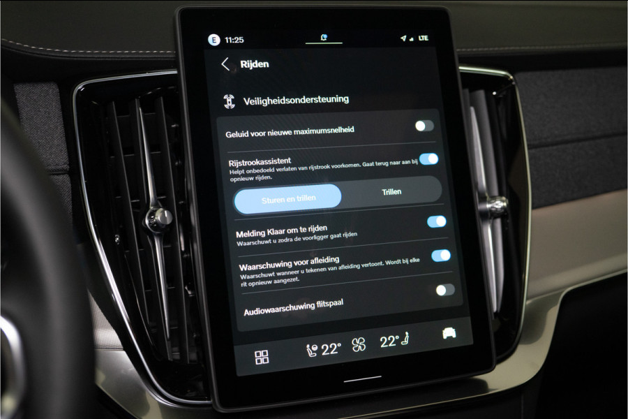 Volvo XC90 2.0 T8 Plug-in hybrid AWD Ultra Dark Long Range 406PK GLOEDNIEUW | 7 Pers. | Bowers | Pano | Trekhaak | VOL! 3 jaar Fabrieksgara