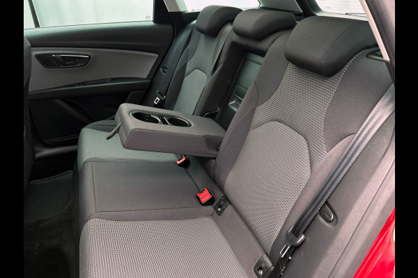 Seat Leon ST 1.0 TSI FR Business Intense | Trekhaak | Panoramadak | Stoelverwarming | Carplay | Camera | Adapt. Cruise |