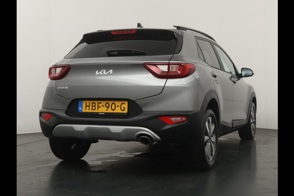 Kia Stonic 1.0 T-GDi MHEV DynamicPlusLine - Apple/Android Carplay - Navigatie - Cruise Control - Stoel/Stuurverwarming - Lichtmetalen Velgen - Fabrieksgarantie t/m 28-01-2032