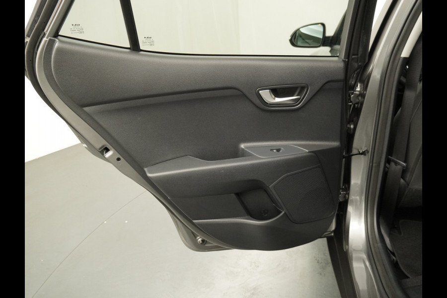 Kia Stonic 1.0 T-GDi MHEV DynamicPlusLine - Apple/Android Carplay - Navigatie - Cruise Control - Stoel/Stuurverwarming - Lichtmetalen Velgen - Fabrieksgarantie t/m 28-01-2032
