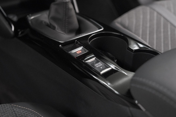 Peugeot 2008 PureTech 100 Allure | Apple Carplay | Parkeersensoren | Climate Control | Cruise Control
