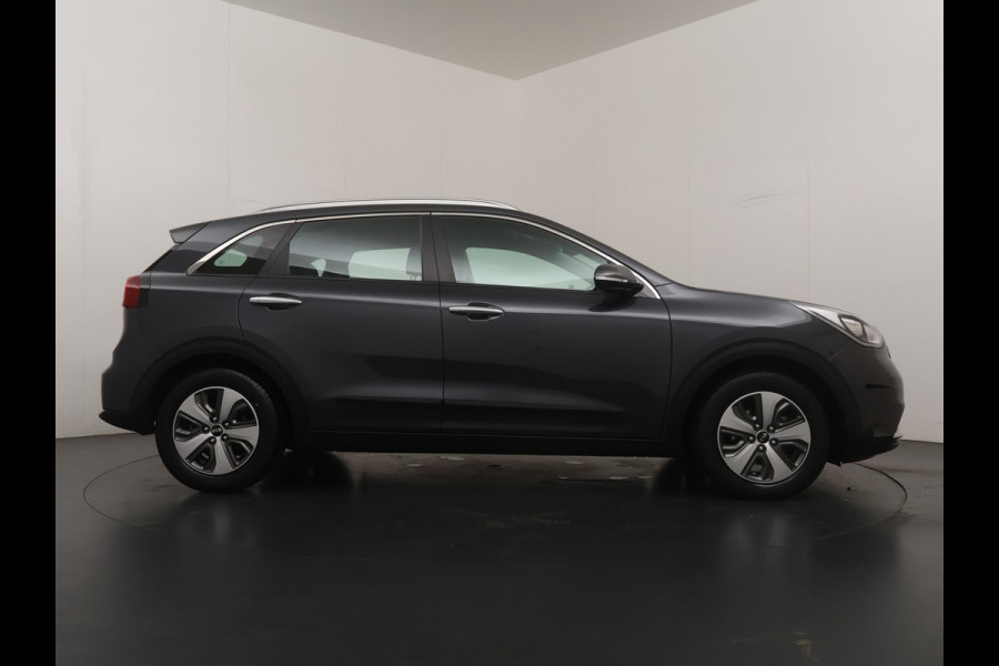 Kia Niro 1.6 GDi Hybrid DynamicLine Apple Carplay/Android Auto - Cruise Control - Climate Control - Navigatiesysteem - 12 Maanden Bovag Garantie