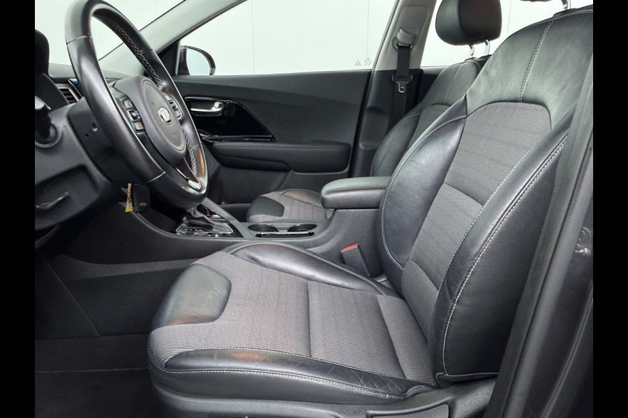 Kia Niro 1.6 GDi Hybrid DynamicLine Apple Carplay/Android Auto - Cruise Control - Climate Control - Navigatiesysteem - 12 Maanden Bovag Garantie