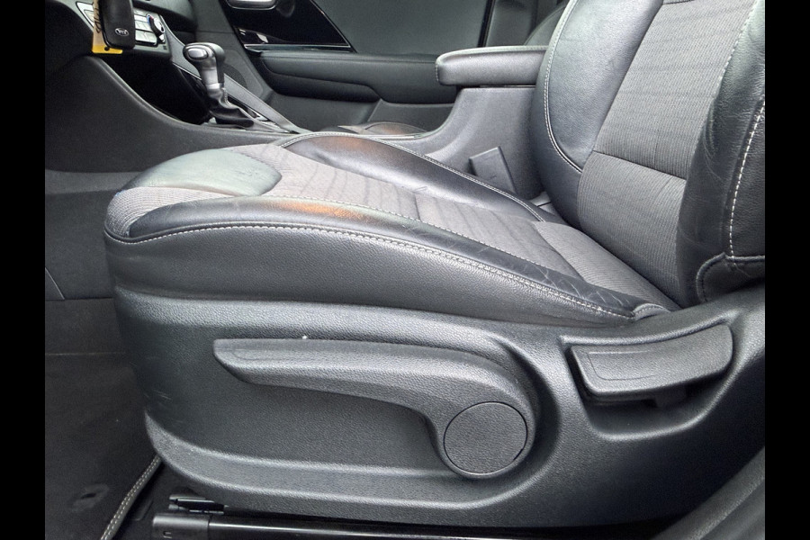 Kia Niro 1.6 GDi Hybrid DynamicLine Apple Carplay/Android Auto - Cruise Control - Climate Control - Navigatiesysteem - 12 Maanden Bovag Garantie