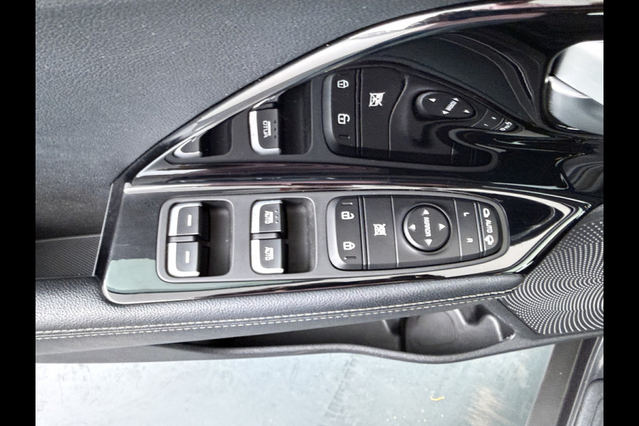 Kia Niro 1.6 GDi Hybrid DynamicLine Apple Carplay/Android Auto - Cruise Control - Climate Control - Navigatiesysteem - 12 Maanden Bovag Garantie