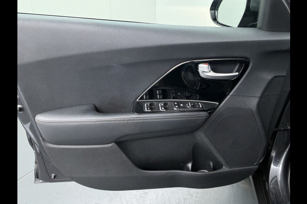 Kia Niro 1.6 GDi Hybrid DynamicLine Apple Carplay/Android Auto - Cruise Control - Climate Control - Navigatiesysteem - 12 Maanden Bovag Garantie