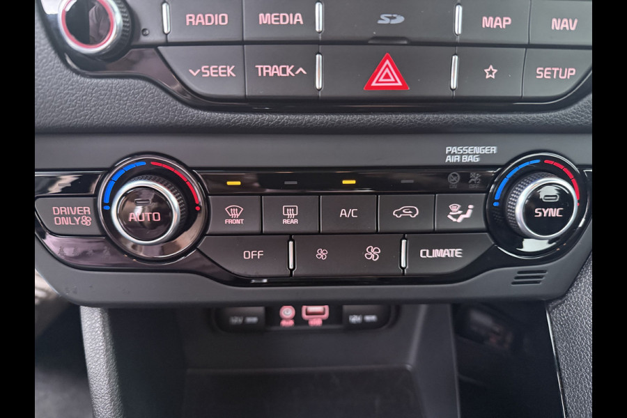 Kia Niro 1.6 GDi Hybrid DynamicLine Apple Carplay/Android Auto - Cruise Control - Climate Control - Navigatiesysteem - 12 Maanden Bovag Garantie