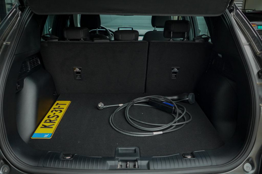 Ford Kuga 2.5 PHEV Cool&Connect / Stoelverwarming / Lage KM / Incl BTW