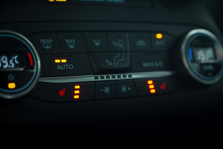 Ford Kuga 2.5 PHEV Cool&Connect / Stoelverwarming / Lage KM / Incl BTW
