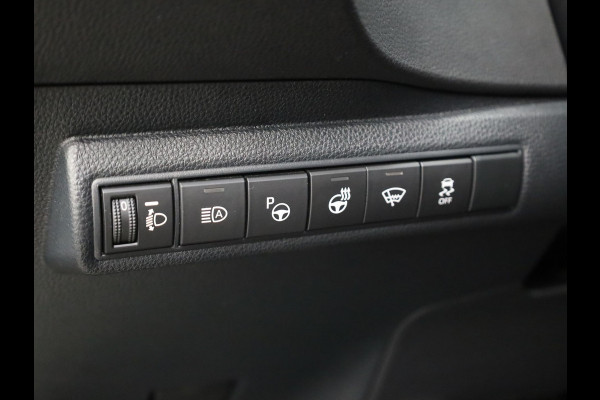 Toyota Corolla Touring Sports 1.8 Hybrid Dynamic | Keyless | Trekhaak | Stuur & Stoel verwarming | Prijs Rijklaar!!