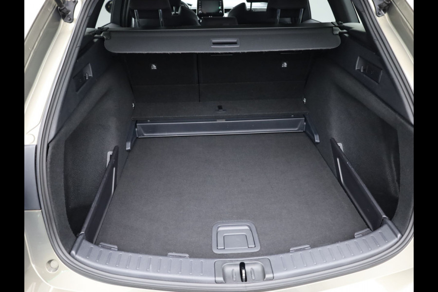 Toyota Corolla Touring Sports 1.8 Hybrid Dynamic | Keyless | Trekhaak | Stuur & Stoel verwarming | Prijs Rijklaar!!