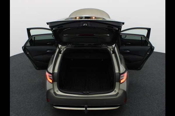 Toyota Corolla Touring Sports 1.8 Hybrid Dynamic | Keyless | Trekhaak | Stuur & Stoel verwarming | Prijs Rijklaar!!
