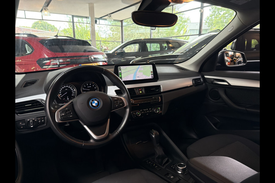 BMW X1 xDrive25e Executive CAMERA/NAVI/HEAD-UP